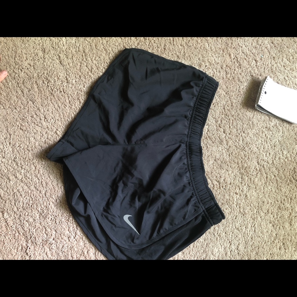 Nike running short